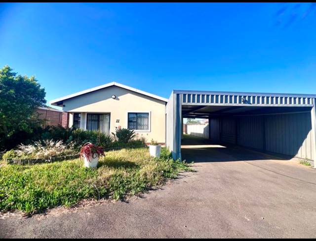 3 BEDROOM TOWNHOUSE FOR SALE IN BISHOPSTOWE